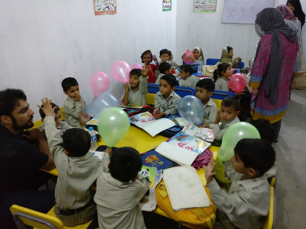 Talking-to-students-in-pre-nursery_1-1024x768-(1).jpg Talking-to-students-in-pre-nursery_1-1024x768-(1).jpg